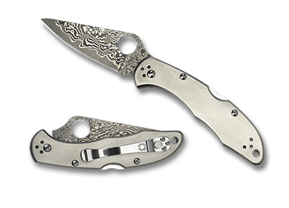 The Delica® 4 Ti / Damascus shown open and closed