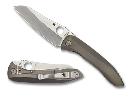 The Paysan  Knife shown opened and closed.