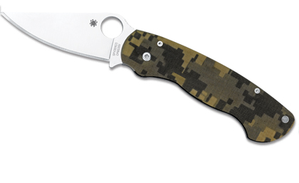 The Para Military® Camouflage G-10 shown open and closed
