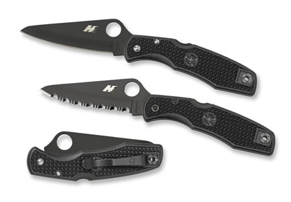 The Pacific Salt  FRN Black Black Blade Knife shown opened and closed.