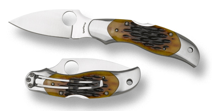 The Kopa™ Jigged Bone shown open and closed