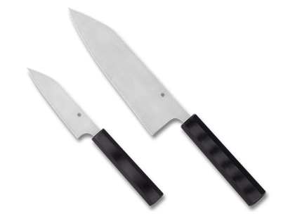 The Wakiita  2-Piece Set Knife shown opened and closed.
