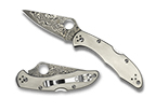 The Delica® 4 Ti / Damascus shown open and closed.